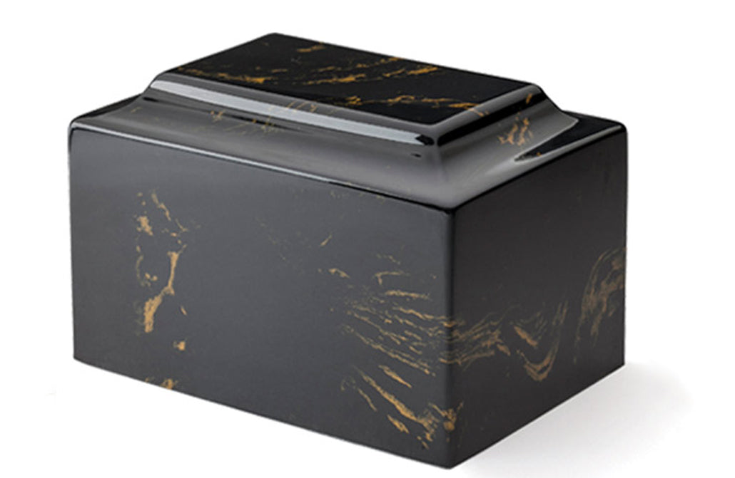Majesty Urn